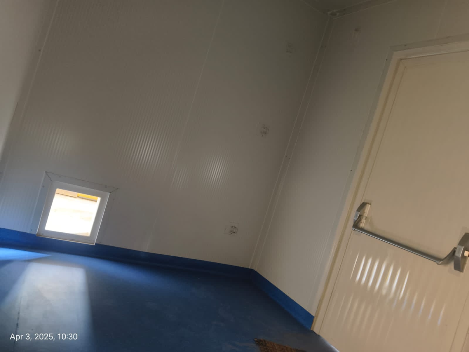 Container modification example 1