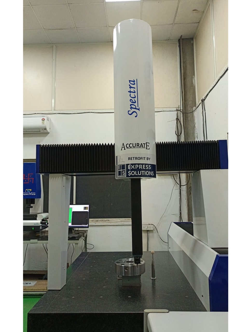 Coordinate Measuring Machine CMM for precision measurement