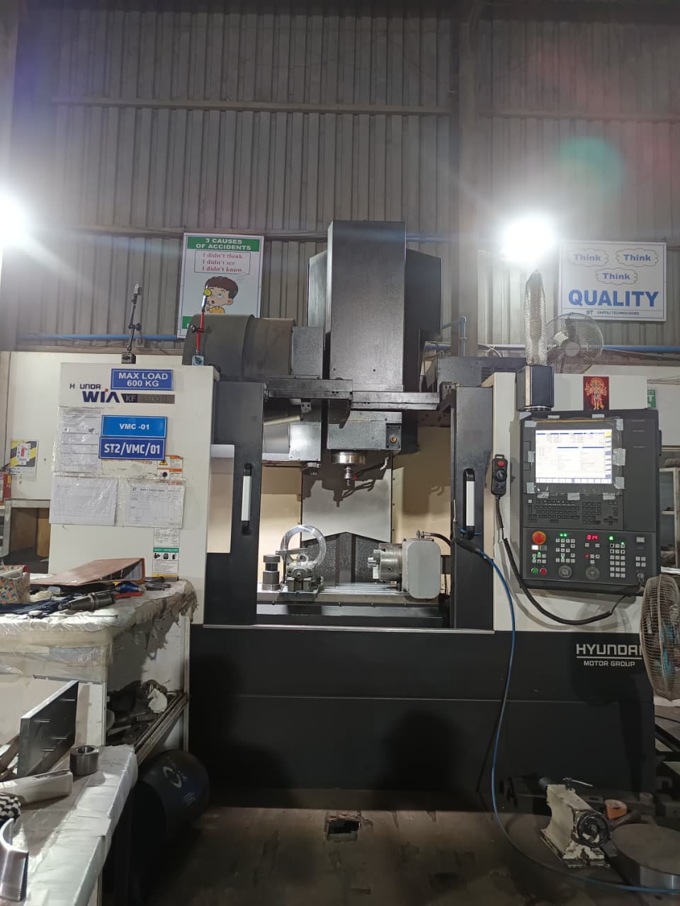 Vertical machining center VMC machine